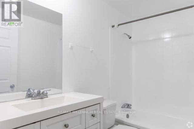 Building Photo - 414 Stone Rd W