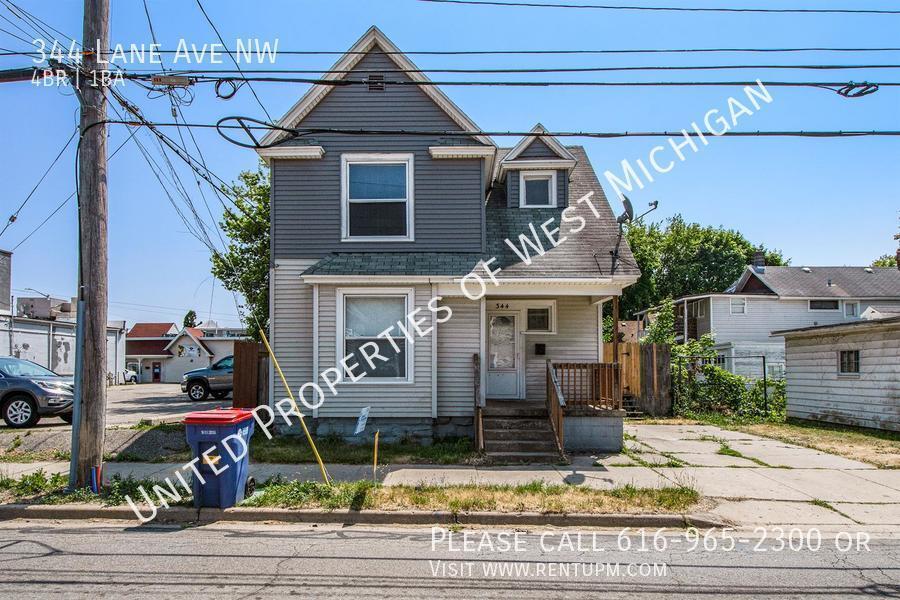 Primary Photo - Available Now | 4 Bed, 1 Bath Single Famil...