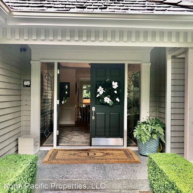Building Photo - 5 br, 4 bath House - 21311 NE 69th Ct