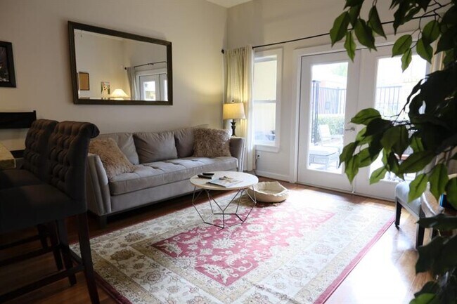 Foto del edificio - 870 Inman Village Parkway Northeast