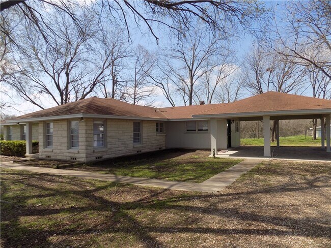 Building Photo - 1902 TX-95