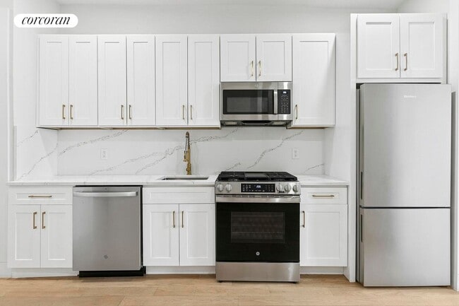 Foto del edificio - 204 W 96th St