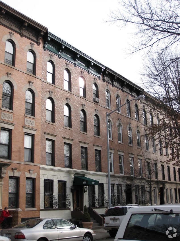 Building Photo - 439 16th St