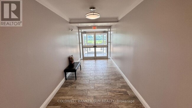 Building Photo - 2-212 Colonial Dr