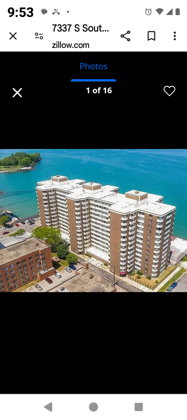 Building Photo - 7337 S South Shore Dr