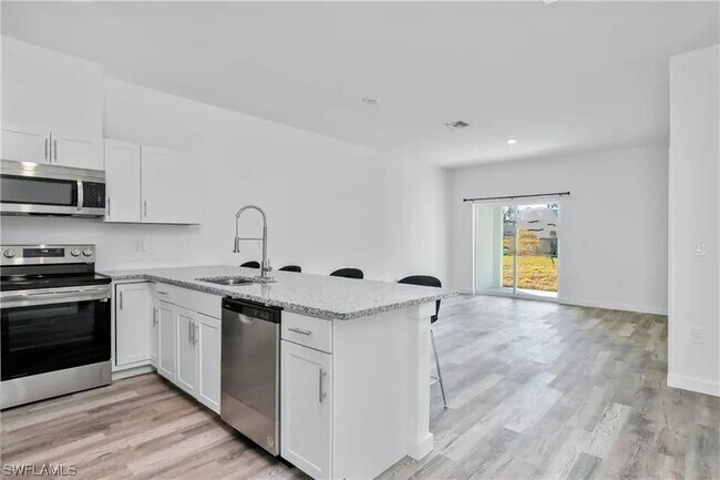 Foto del edificio - 4732-4734 22nd St SW