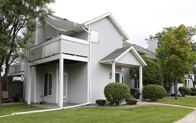 Building Photo - Village Walk Apartments