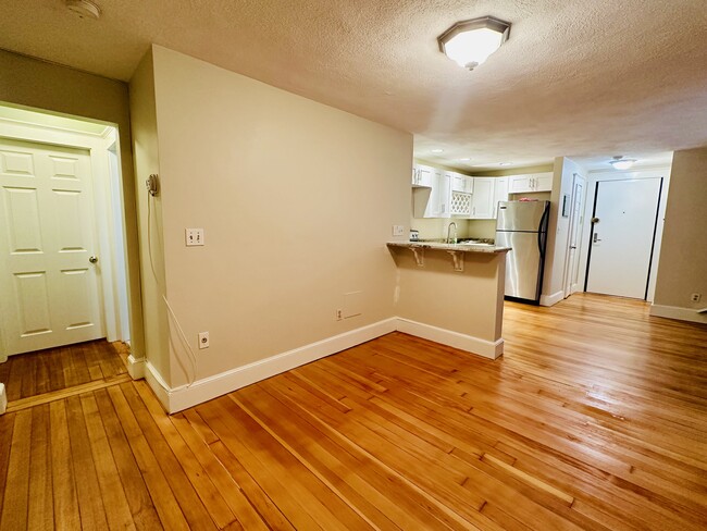 Building Photo - 39 South St