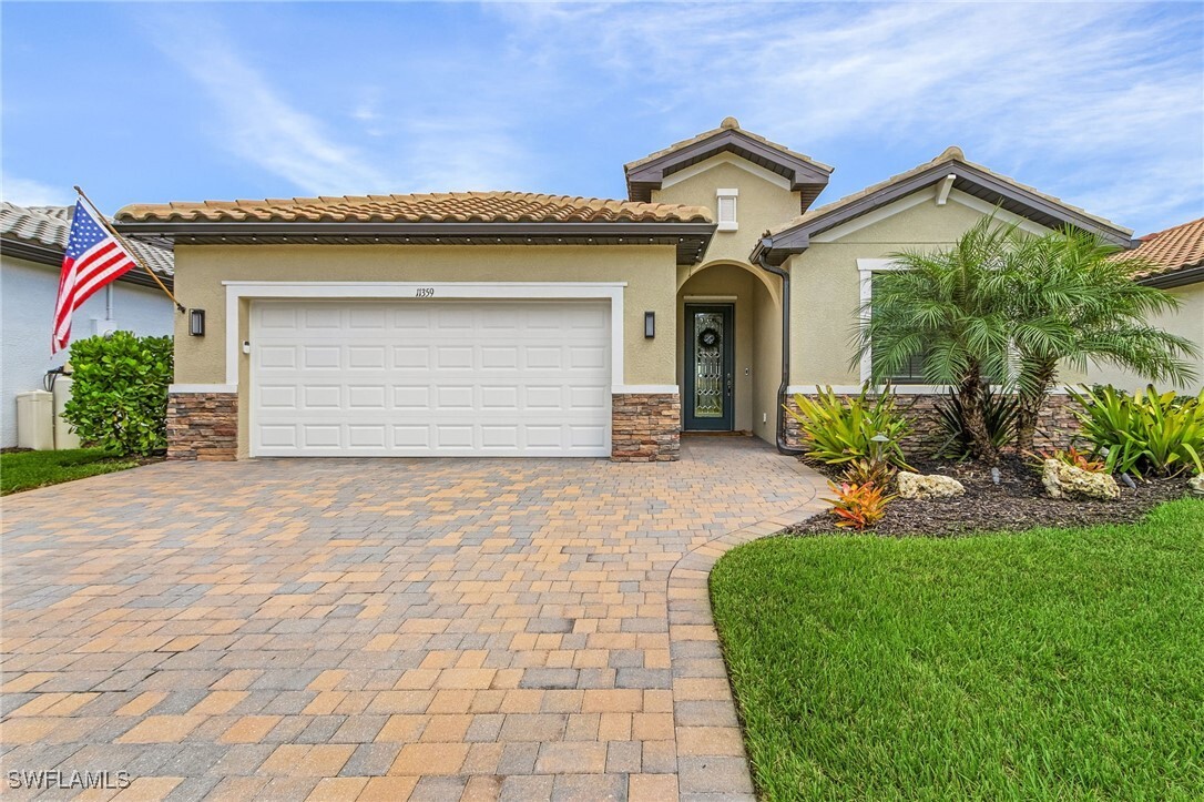 Foto principal - 11359 Shady Blossom Dr