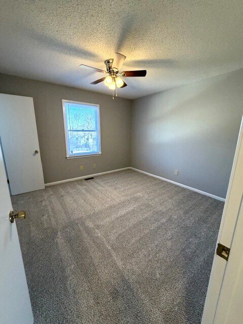 Foto del edificio - 1221 Vine St