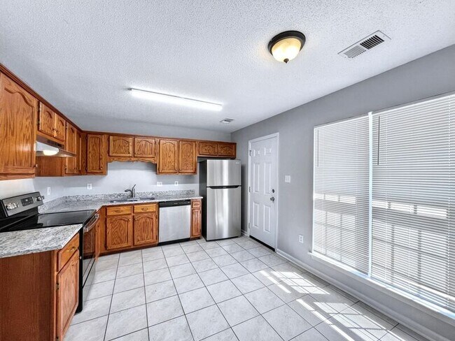 Foto del edificio - 1821 Central Trails Dr