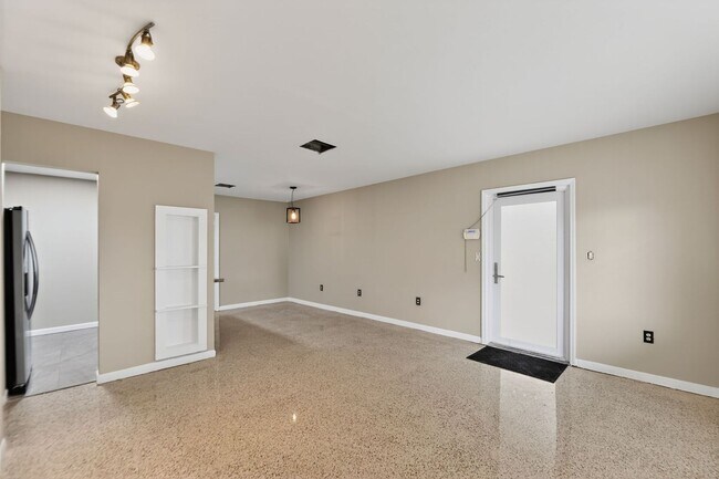 Foto del edificio - 13000 NW 20th Ave