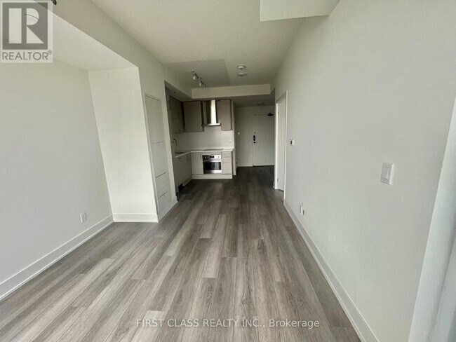 Building Photo - 38-2038 Andre de Grasse St