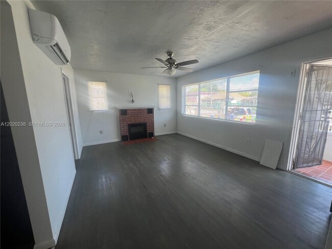 Building Photo - 740 NW 31st St