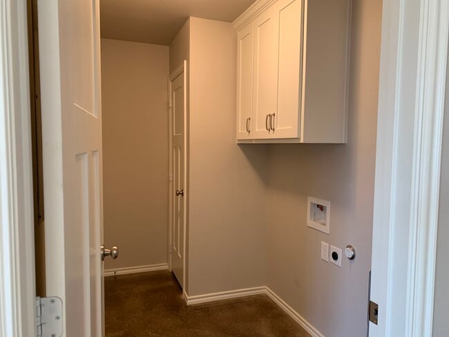 Foto del edificio - 2240 J E Woody Rd