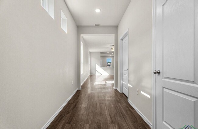 Building Photo - 1603 Everwood Ct