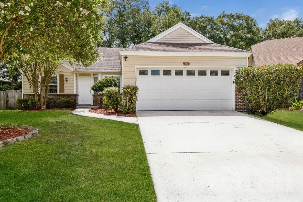 Foto principal - 3373 Millcrest Pl