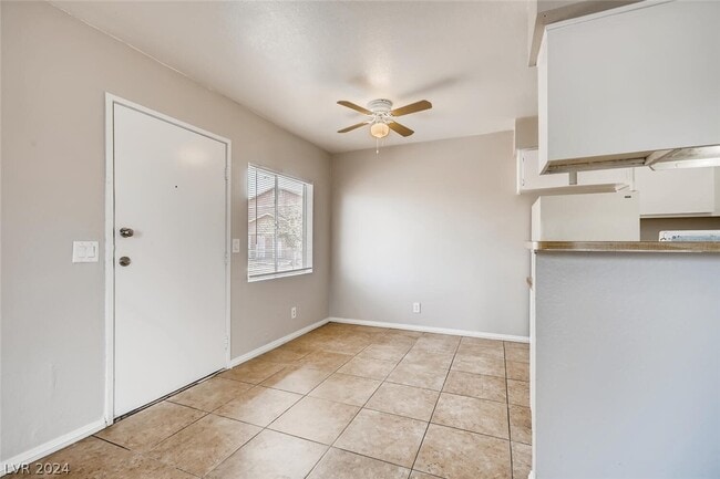 Building Photo - 1810 Bartoli Dr