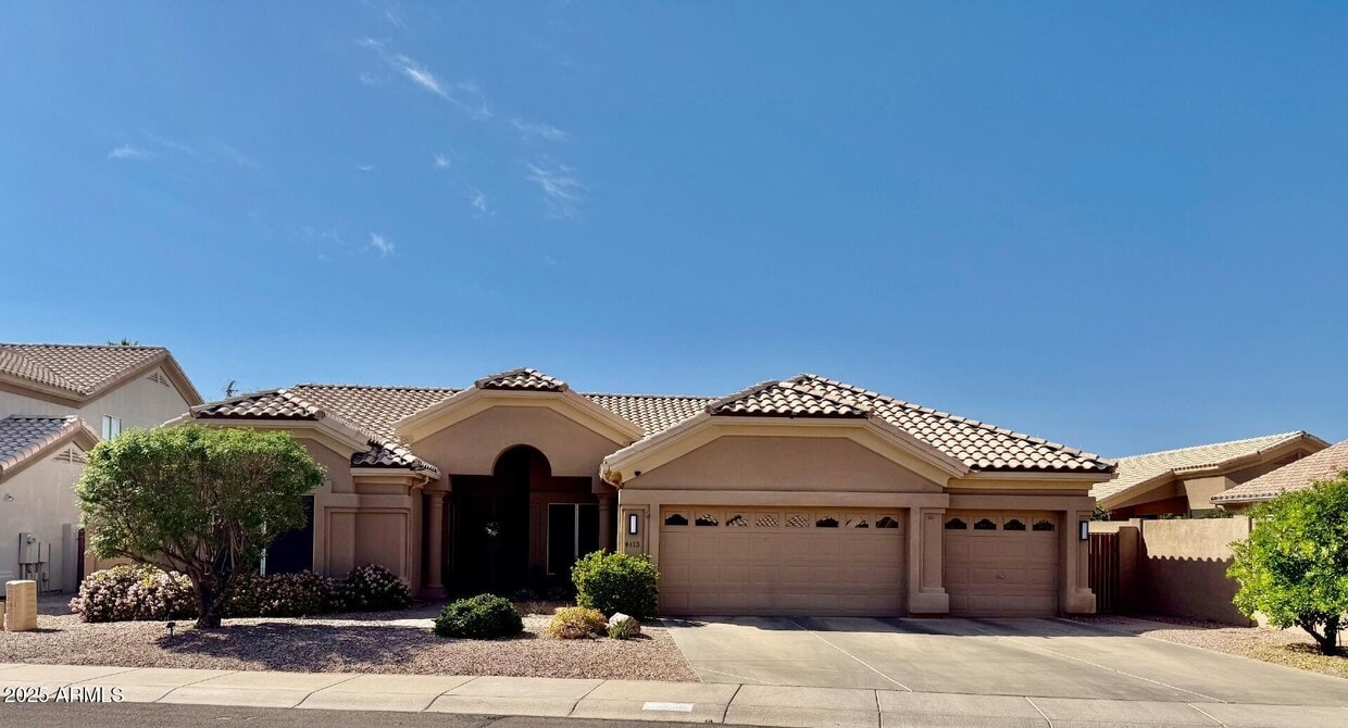 Primary Photo - 4413 E Desert Trumpet Rd