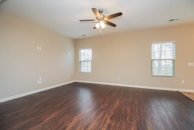 Foto del edificio - 4249 Sandstone Dr