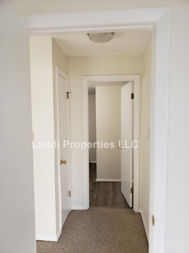 Building Photo - 1 bedroom in Lawrence MA 01843