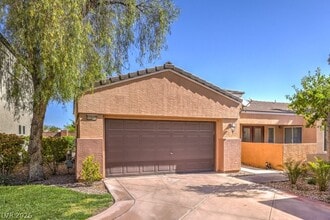 Building Photo - 10540 Allthorn Ave