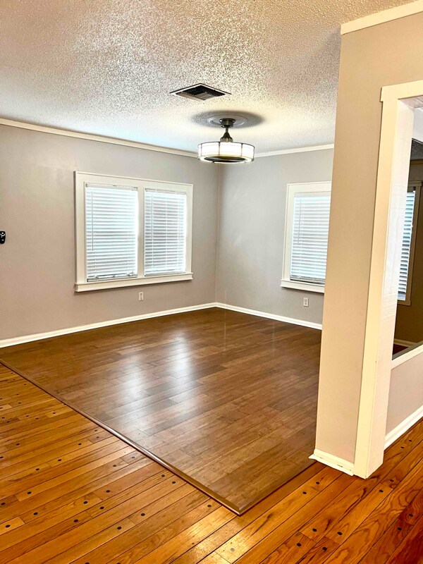 Foto del edificio - 3821 W Swann Ave