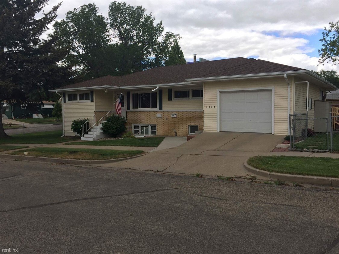 Foto principal - 1302 1/2 Laforest Ave