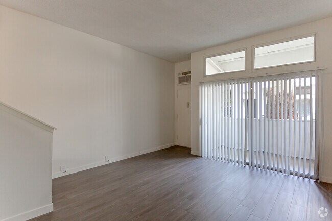 Sala 1HAB,1BA-700SF-Living - Weddington Apartments
