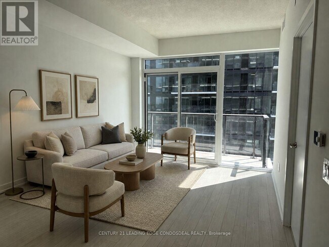 Photo du bâtiment - 4010 Eglinton Ave W