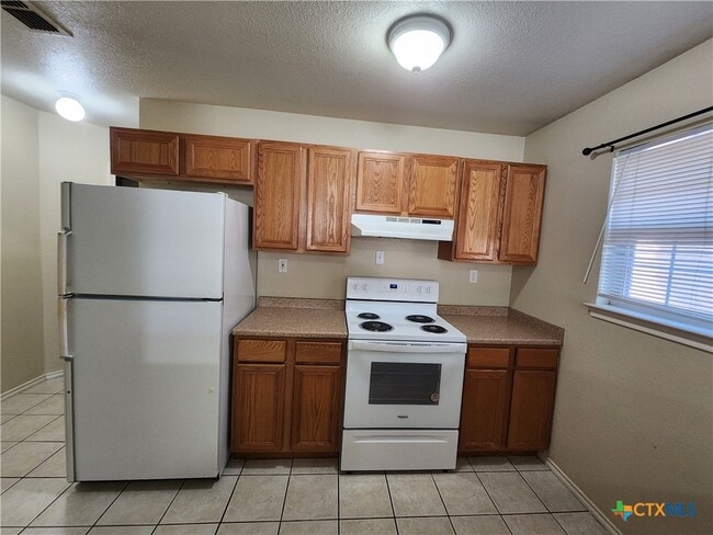 Building Photo - 1146 Misty Acres Dr