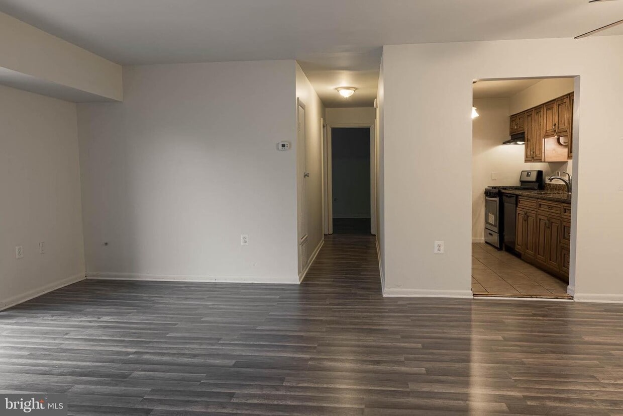 5215 Newton St Unit 101, Bladensburg, MD 20710 Room for Rent in