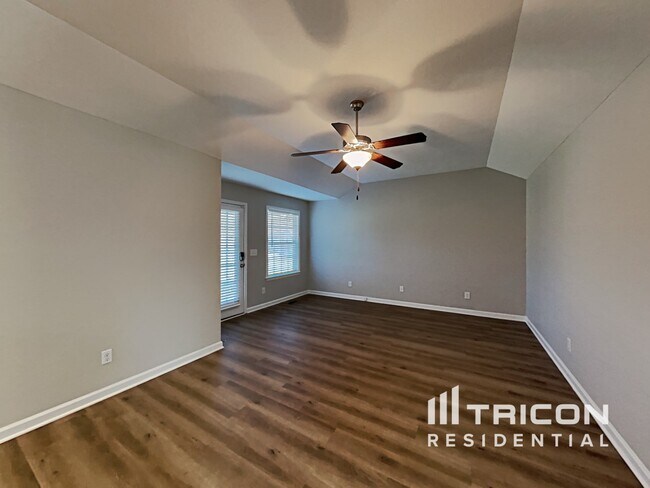 Foto del edificio - 1761 Hampshire Pike