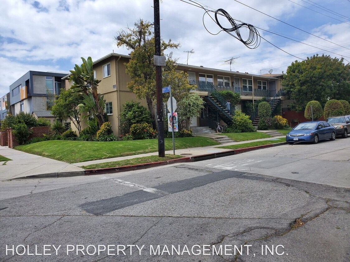 Primary Photo - 2337 Penmar Ave