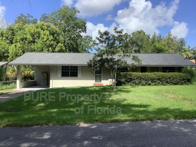 Foto del edificio - 746 SE 29th Terrace