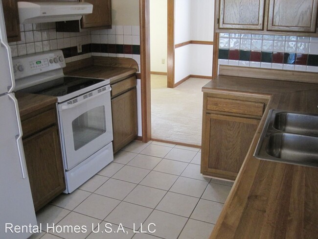 Building Photo - 3 br, 2 bath House - 1137 Red Mill Blvd