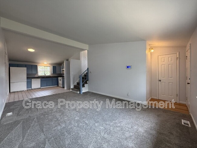Building Photo - 1300 Quari St