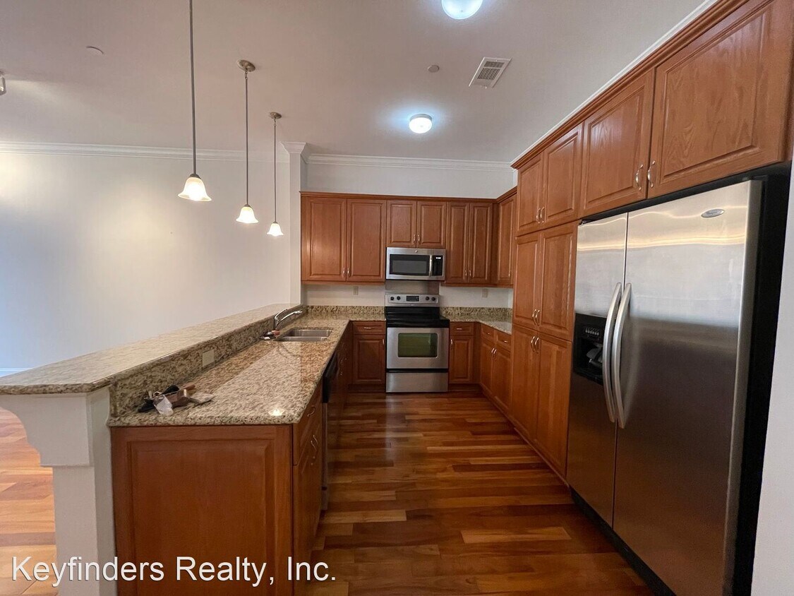 Primary Photo - 2 br, 2 bath House - 3390 Nicholson Blvd U...