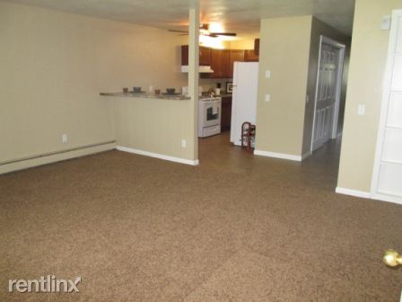 Building Photo - 1035 Fiedler Ln