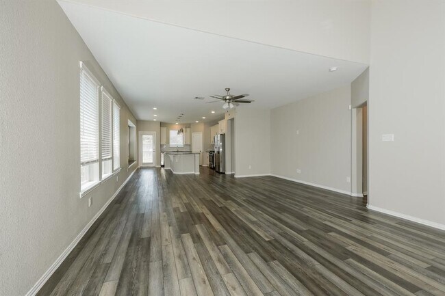 Building Photo - 29884 Dovetail Blf Ln