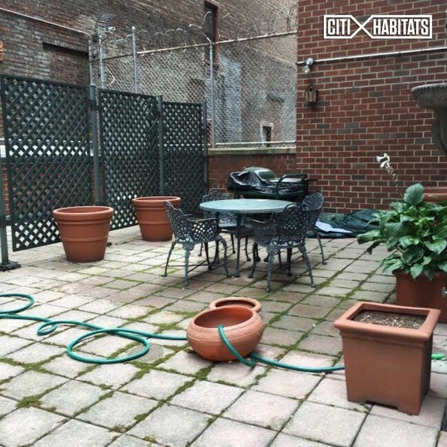 Building Photo - 301 E 64th St