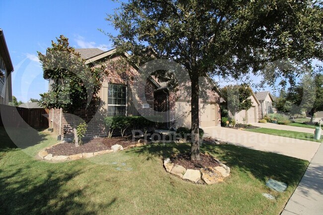 Building Photo - 16021 High Line Dr