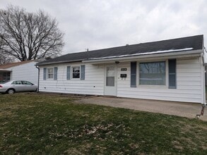 Building Photo - 1618 Falke Dr