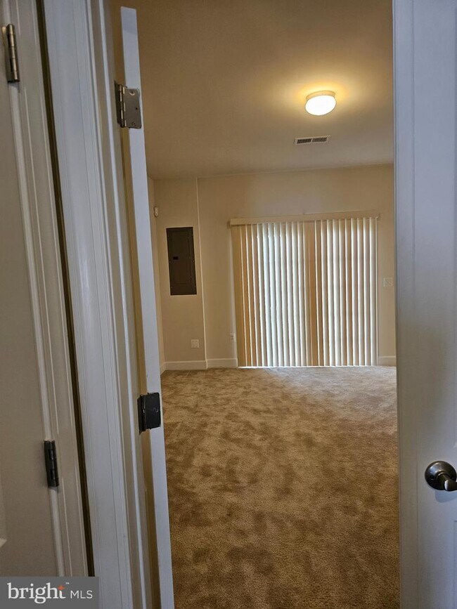 6028 Camerons Ferry Dr, Haymarket, VA 20169 Townhome Rentals in