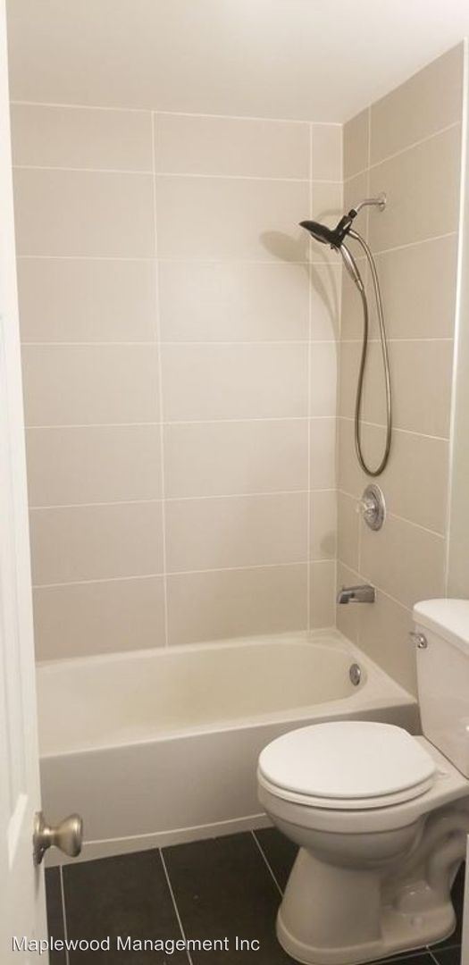 Foto del edificio - 2 br, 1 bath House - 329A Sawmill Rd