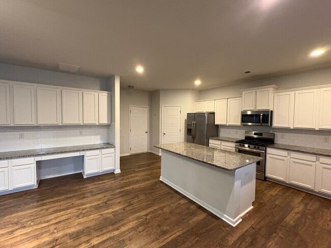 Foto del edificio - 407 Lakemont Dr