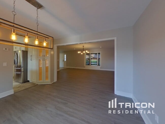 Building Photo - 8637 Leighton Dr