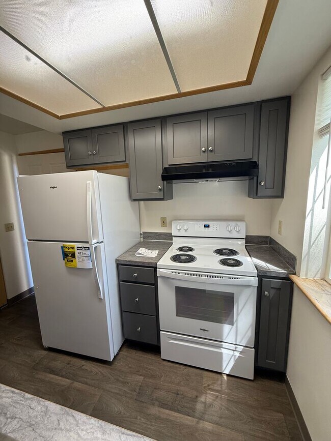 Foto del edificio - 1409 Bradley Ln