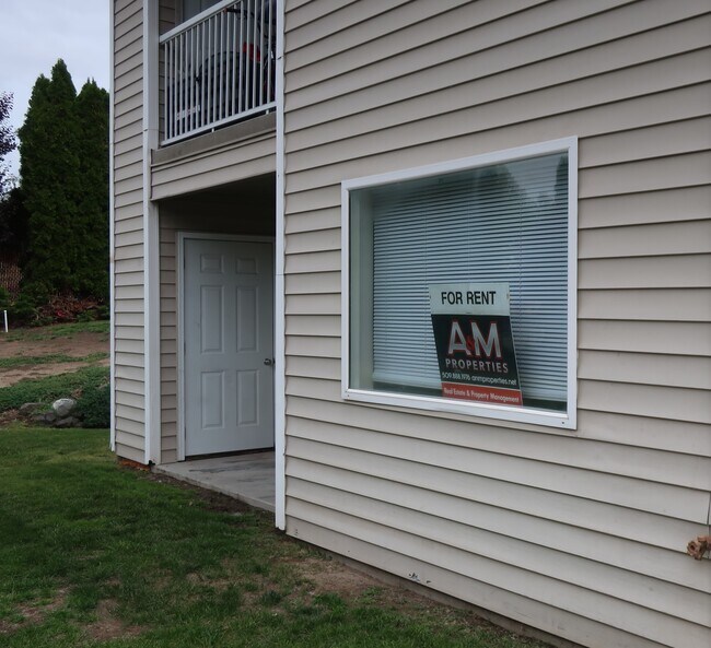 599 Eastmont Ave Unit A, East Wenatchee, WA 98802 Apartments in East