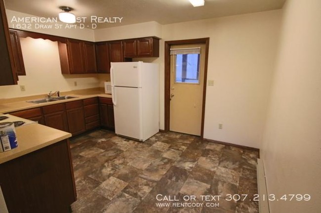 Building Photo - 2 bedroom in Cody WY 82414